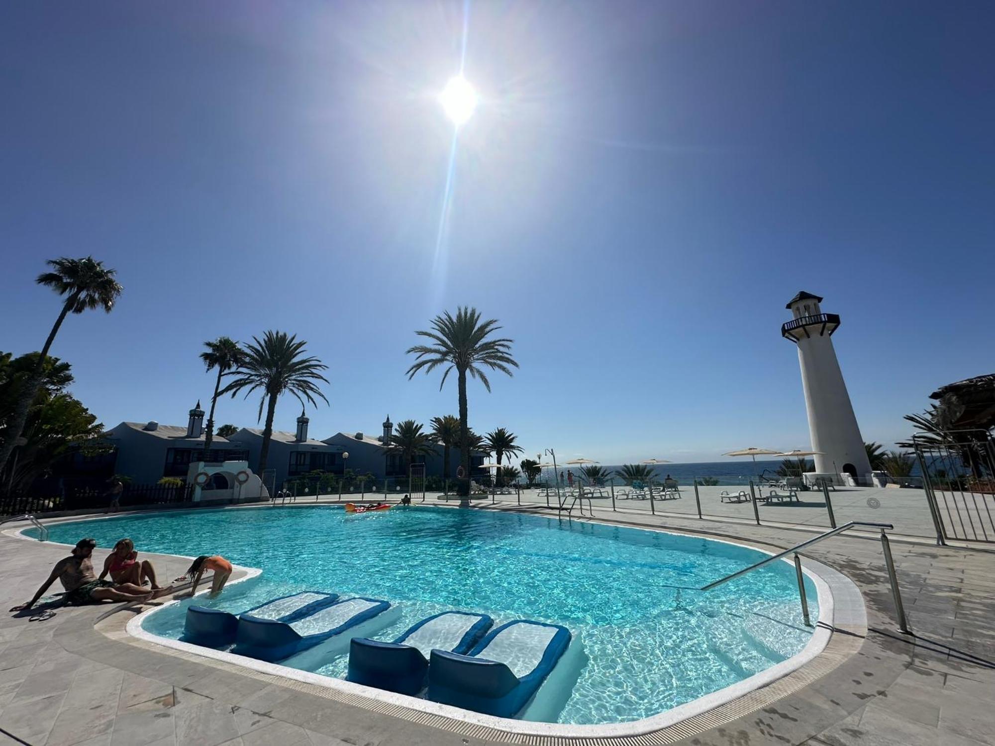 First Beachline Deluxe With Garden And Terrasse In Sun Club San Bartolome de Tirajana  Exterior photo